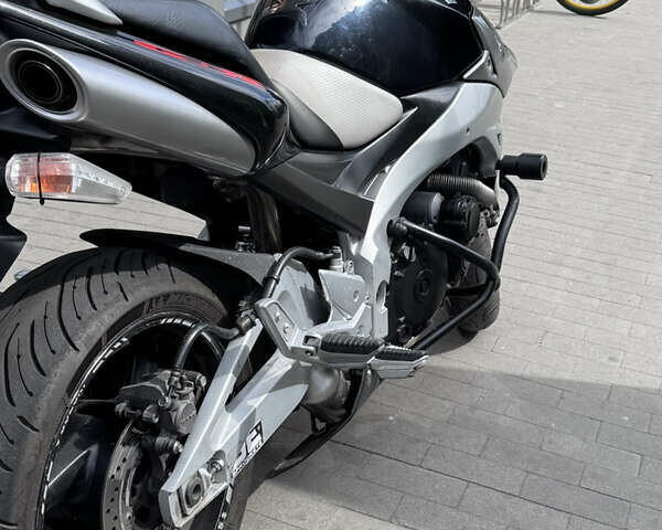 Сузуки GSR 600, объемом двигателя 0.6 л и пробегом 49 тыс. км за 4500 $, фото 2 на Automoto.ua