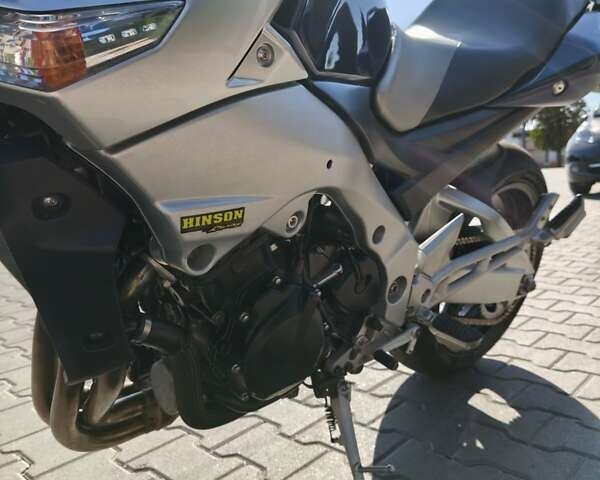 Сузукі GSR 600, об'ємом двигуна 0.6 л та пробігом 48 тис. км за 5800 $, фото 12 на Automoto.ua