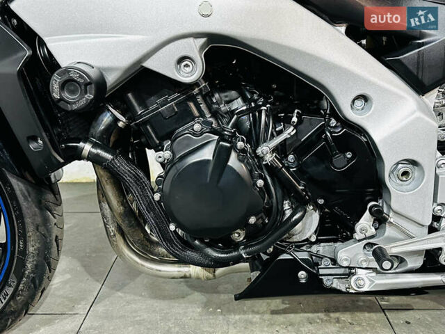 Сузуки GSR 600, объемом двигателя 0.6 л и пробегом 28 тыс. км за 4750 $, фото 8 на Automoto.ua