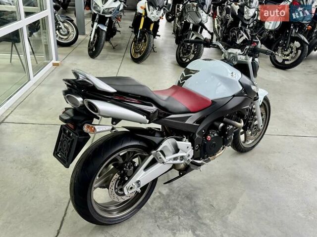 Сузуки GSR 600, объемом двигателя 0.6 л и пробегом 14 тыс. км за 5499 $, фото 2 на Automoto.ua