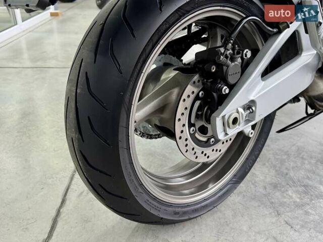Сузуки GSR 600, объемом двигателя 0.6 л и пробегом 14 тыс. км за 5499 $, фото 10 на Automoto.ua