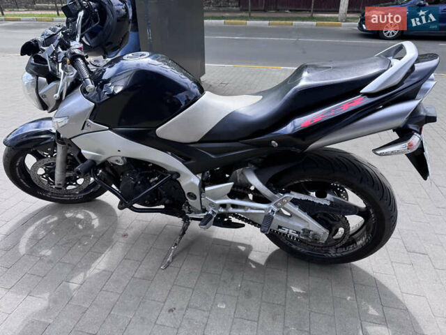 Сузуки GSR 600, объемом двигателя 0.6 л и пробегом 49 тыс. км за 4500 $, фото 3 на Automoto.ua