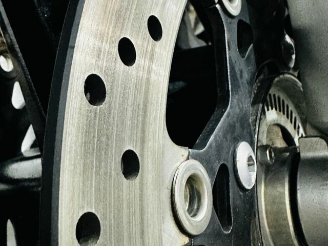 Сузуки GSR 600, объемом двигателя 0.6 л и пробегом 0 тыс. км за 4750 $, фото 21 на Automoto.ua