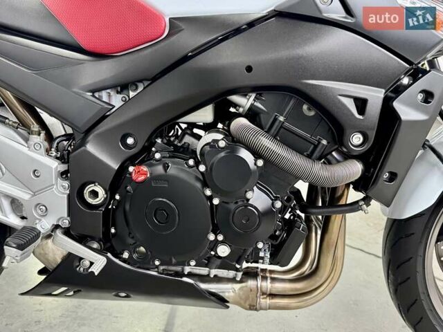 Сузуки GSR 600, объемом двигателя 0.6 л и пробегом 14 тыс. км за 5499 $, фото 7 на Automoto.ua