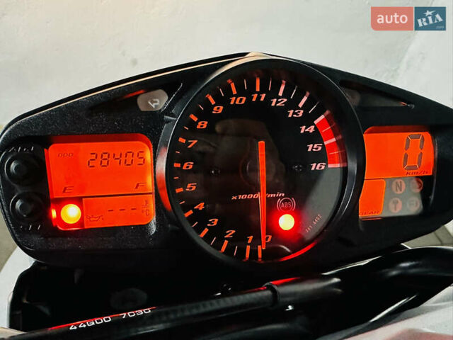 Сузуки GSR 600, объемом двигателя 0.6 л и пробегом 28 тыс. км за 4750 $, фото 14 на Automoto.ua