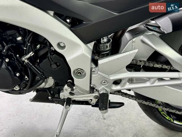 Сузуки GSR 600, объемом двигателя 0.6 л и пробегом 22 тыс. км за 5399 $, фото 12 на Automoto.ua