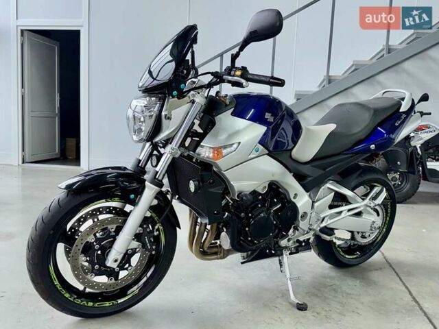 Сузуки GSR 600, объемом двигателя 0.6 л и пробегом 22 тыс. км за 5399 $, фото 3 на Automoto.ua
