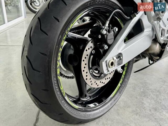 Сузуки GSR 600, объемом двигателя 0.6 л и пробегом 22 тыс. км за 5399 $, фото 9 на Automoto.ua