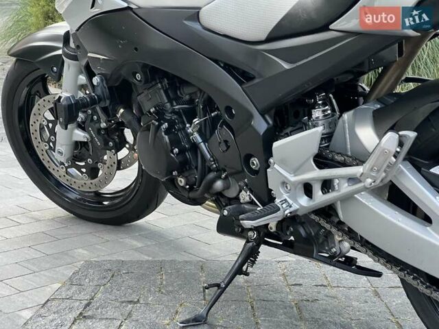 Сузуки GSR 600, объемом двигателя 0.6 л и пробегом 23 тыс. км за 5500 $, фото 25 на Automoto.ua