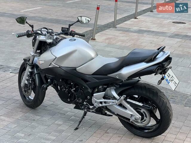 Сузуки GSR 600, объемом двигателя 0.6 л и пробегом 23 тыс. км за 5500 $, фото 12 на Automoto.ua