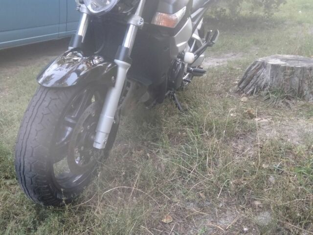 Сузуки GSR 600, объемом двигателя 0.6 л и пробегом 0 тыс. км за 2900 $, фото 4 на Automoto.ua