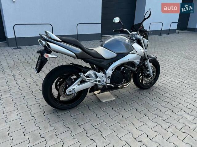 Сірий Сузукі GSR 600, об'ємом двигуна 0 л та пробігом 36 тис. км за 4800 $, фото 5 на Automoto.ua
