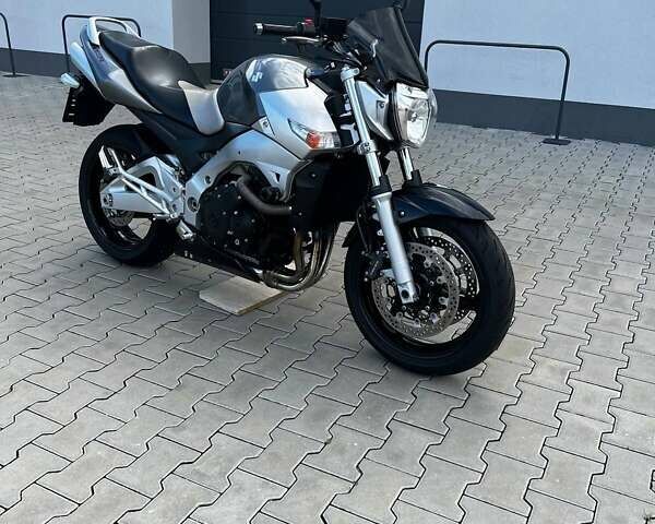 Сірий Сузукі GSR 600, об'ємом двигуна 0 л та пробігом 36 тис. км за 4800 $, фото 8 на Automoto.ua