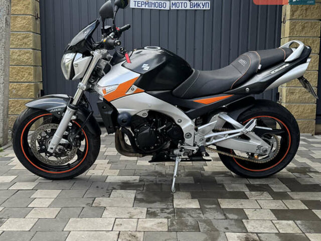 Сірий Сузукі GSR 600, об'ємом двигуна 0.6 л та пробігом 43 тис. км за 5500 $, фото 5 на Automoto.ua
