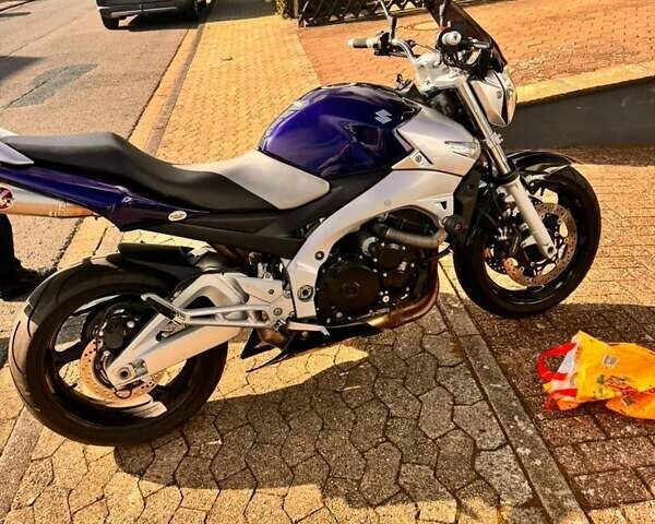Сірий Сузукі GSR 600, об'ємом двигуна 0.6 л та пробігом 21 тис. км за 5600 $, фото 13 на Automoto.ua