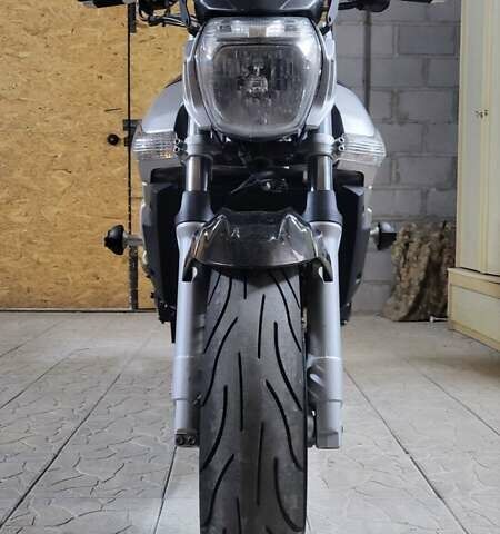 Сірий Сузукі GSR 600, об'ємом двигуна 0.6 л та пробігом 21 тис. км за 5600 $, фото 4 на Automoto.ua