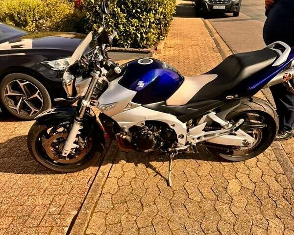 Сірий Сузукі GSR 600, об'ємом двигуна 0.6 л та пробігом 21 тис. км за 5600 $, фото 11 на Automoto.ua