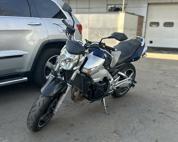 Синій Сузукі GSR 600, об'ємом двигуна 0.6 л та пробігом 57 тис. км за 4550 $, фото 3 на Automoto.ua