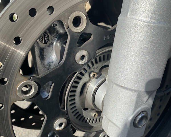 Синій Сузукі GSR 600, об'ємом двигуна 0.6 л та пробігом 33 тис. км за 5350 $, фото 5 на Automoto.ua