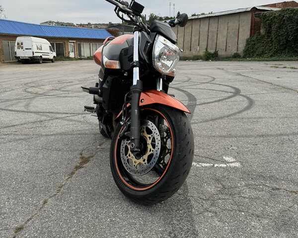 Оранжевый Сузуки GSR 600, объемом двигателя 0.6 л и пробегом 43 тыс. км за 5000 $, фото 2 на Automoto.ua
