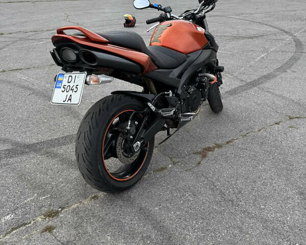 Оранжевый Сузуки GSR 600, объемом двигателя 0.6 л и пробегом 43 тыс. км за 5000 $, фото 5 на Automoto.ua
