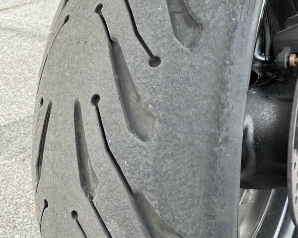 Оранжевый Сузуки GSR 600, объемом двигателя 0.6 л и пробегом 43 тыс. км за 5000 $, фото 7 на Automoto.ua