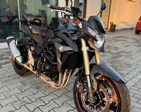 Черный Сузуки GSR 750, объемом двигателя 0.75 л и пробегом 24 тыс. км за 6999 $, фото 3 на Automoto.ua