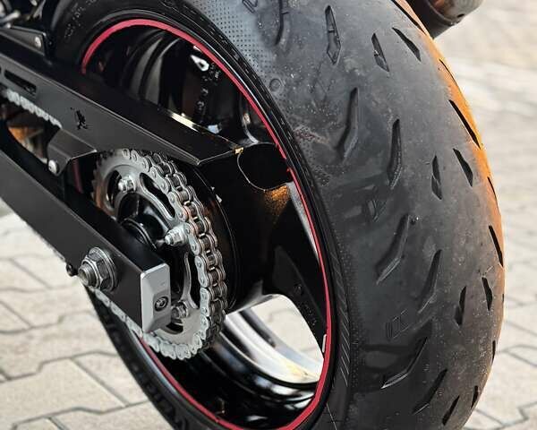 Черный Сузуки GSR 750, объемом двигателя 0.75 л и пробегом 24 тыс. км за 6999 $, фото 19 на Automoto.ua