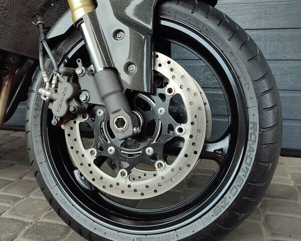Черный Сузуки GSR 750, объемом двигателя 0.75 л и пробегом 27 тыс. км за 7000 $, фото 7 на Automoto.ua