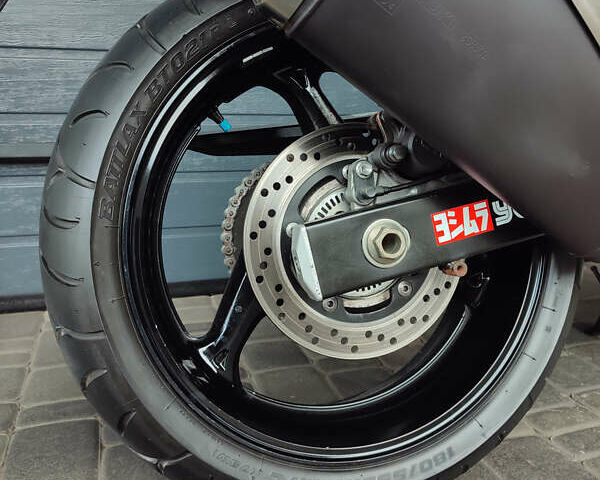 Черный Сузуки GSR 750, объемом двигателя 0.75 л и пробегом 27 тыс. км за 7000 $, фото 10 на Automoto.ua