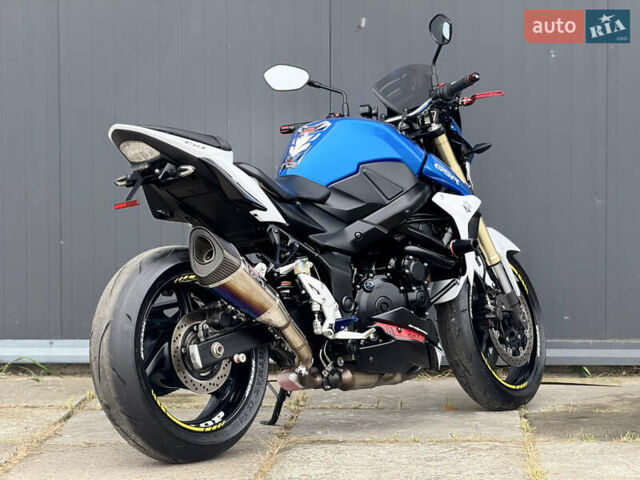 Сузуки GSR 750, объемом двигателя 0.75 л и пробегом 14 тыс. км за 7600 $, фото 4 на Automoto.ua
