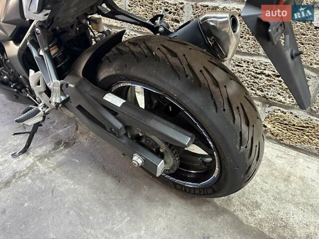 Сузуки GSR 750, объемом двигателя 0 л и пробегом 17 тыс. км за 6800 $, фото 5 на Automoto.ua