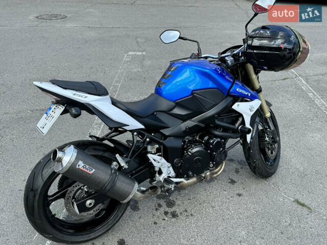 Сузуки GSR 750, объемом двигателя 0.75 л и пробегом 22 тыс. км за 7400 $, фото 2 на Automoto.ua