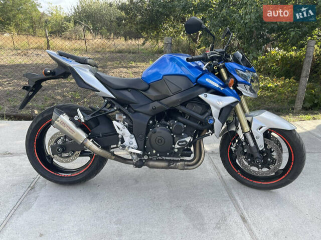 Сузуки GSR 750, объемом двигателя 0 л и пробегом 5 тыс. км за 7500 $, фото 7 на Automoto.ua
