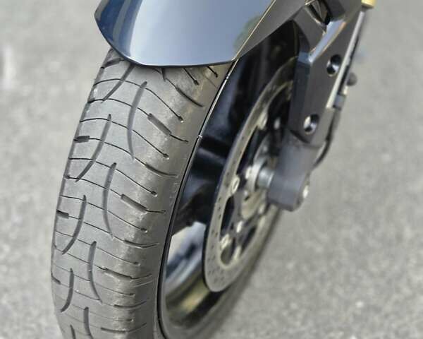 Синий Сузуки GSR 750, объемом двигателя 0 л и пробегом 22 тыс. км за 7300 $, фото 12 на Automoto.ua
