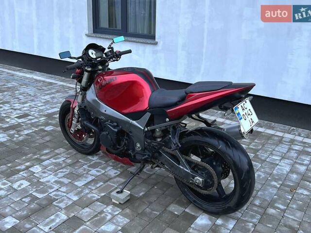 Серый Сузуки GSX-750, объемом двигателя 0.75 л и пробегом 45 тыс. км за 3950 $, фото 11 на Automoto.ua