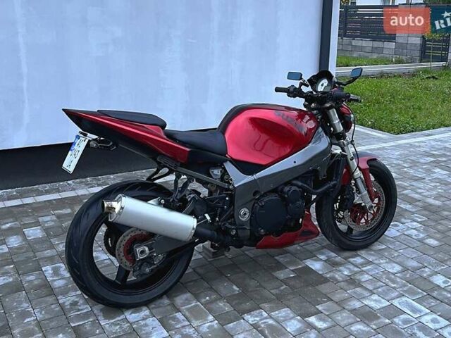 Серый Сузуки GSX-750, объемом двигателя 0.75 л и пробегом 45 тыс. км за 3950 $, фото 21 на Automoto.ua