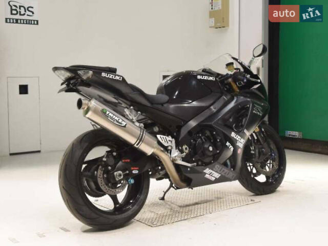 Черный Сузуки GSX-R 1000, объемом двигателя 1 л и пробегом 19 тыс. км за 10500 $, фото 5 на Automoto.ua