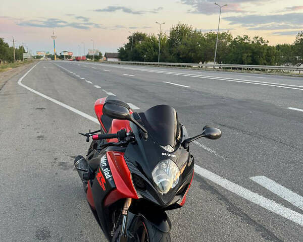 Сузуки GSX-R 1000, объемом двигателя 1 л и пробегом 45 тыс. км за 9000 $, фото 1 на Automoto.ua