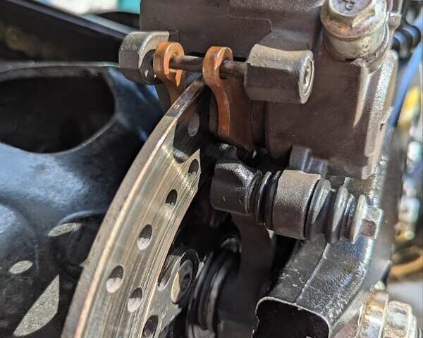 Сузукі GSX-R 1000, об'ємом двигуна 1 л та пробігом 50 тис. км за 4300 $, фото 7 на Automoto.ua