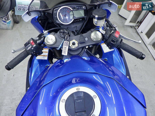 Сузуки GSX-R 1000, объемом двигателя 1 л и пробегом 27 тыс. км за 12400 $, фото 7 на Automoto.ua