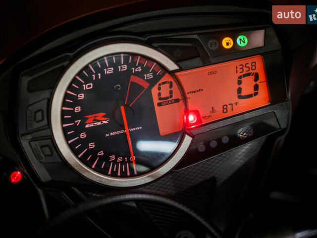 Сузуки GSX-R 1000, объемом двигателя 1 л и пробегом 1 тыс. км за 16000 $, фото 7 на Automoto.ua