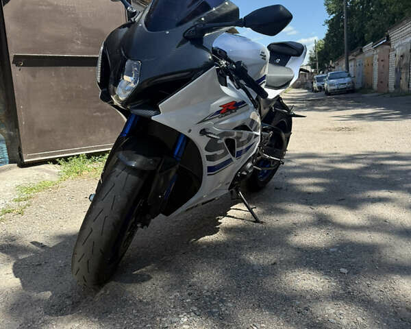 Сузуки GSX-R 1000, объемом двигателя 1 л и пробегом 11 тыс. км за 19500 $, фото 2 на Automoto.ua