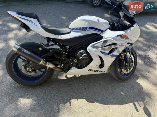 Сузуки GSX-R 1000, объемом двигателя 1 л и пробегом 11 тыс. км за 19500 $, фото 4 на Automoto.ua