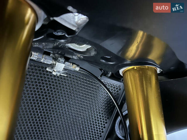 Сузукі GSX-R 1000, об'ємом двигуна 1 л та пробігом 2 тис. км за 17000 $, фото 8 на Automoto.ua