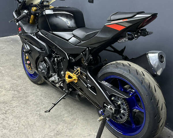 Сузукі GSX-R 1000, об'ємом двигуна 1 л та пробігом 2 тис. км за 17000 $, фото 2 на Automoto.ua