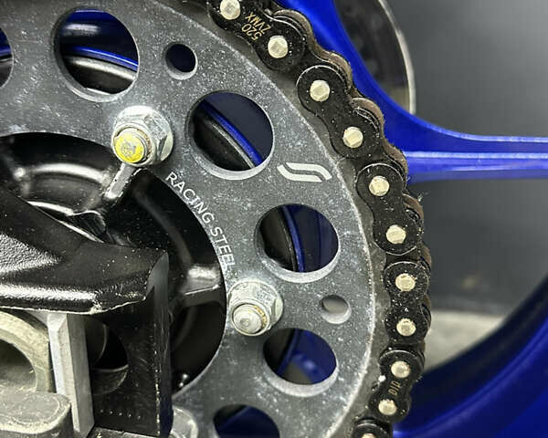 Сузукі GSX-R 1000, об'ємом двигуна 1 л та пробігом 2 тис. км за 17000 $, фото 20 на Automoto.ua