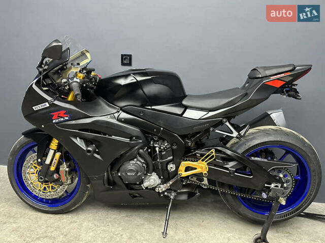 Сузукі GSX-R 1000, об'ємом двигуна 1 л та пробігом 2 тис. км за 17000 $, фото 1 на Automoto.ua