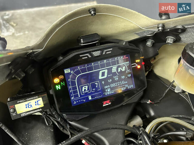 Сузукі GSX-R 1000, об'ємом двигуна 1 л та пробігом 2 тис. км за 17000 $, фото 17 на Automoto.ua