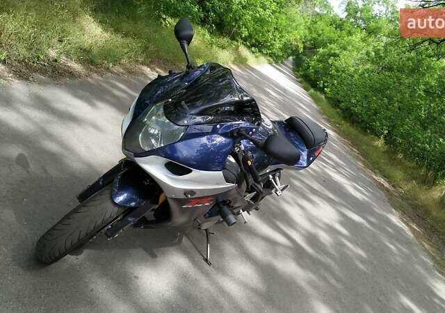 Синій Сузукі GSX-R 1000, об'ємом двигуна 1 л та пробігом 60 тис. км за 4600 $, фото 4 на Automoto.ua
